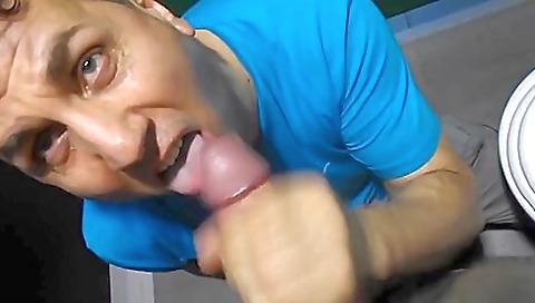 Arab teen suck a dick while sucking pussy and face