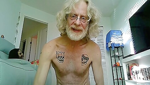 Mature daddy wants to get fucked in the bedroom on our dongs