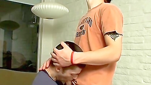 Brunette teen has her pussy and ass fucked in the car