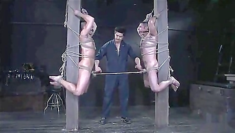 Bdsf sex slave plays with another girl's pussy and gives blowjob