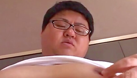 Japanese bikini video with a pretty asian girl in it