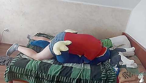 Solo sex with a big dick dildo and some pussy sucking